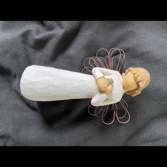 Willow tree angel of healing - Picture 1 of 3